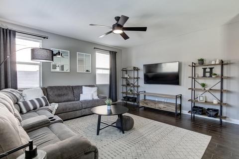 946 E Wimpole Ave, Gilbert, AZ 85297 photo 11
