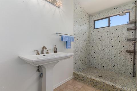 7233 S Golfside Ln, Phoenix, AZ 85042 photo 16
