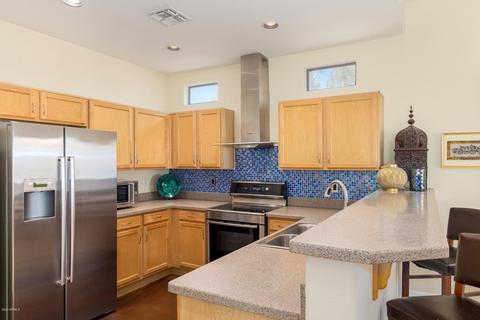 7233 S Golfside Ln, Phoenix, AZ 85042 photo 8