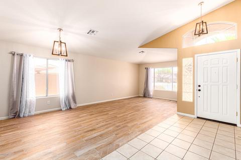 608 W Douglas Ave, Gilbert, AZ 85233 photo 4