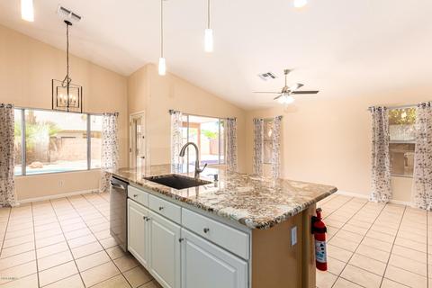 608 W Douglas Ave, Gilbert, AZ 85233 photo 12