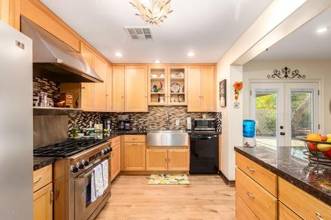 2246 E Glenrosa Ave, Phoenix, AZ 85016 photo 4