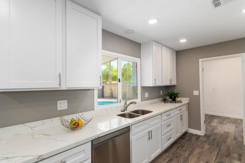 922 E Watson Dr, Tempe, AZ 85283 photo 10