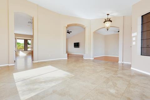118 E Jordon Ln, Phoenix, AZ 85086 photo 4