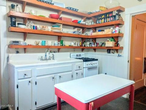 301 Oak Ave, Bisbee, AZ 85603 photo 4