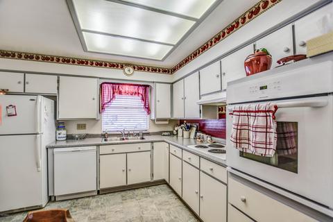 4309 E Carmel Cir, Mesa, AZ 85206 photo 8