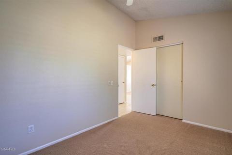 1746 E Sandra Ter, Phoenix, AZ 85022 photo 12