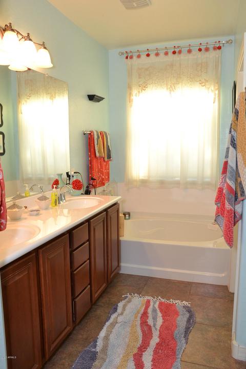 2917 E Tonto Dr E, Gilbert, AZ 85298 photo 17