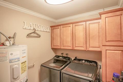30 E Harmont Dr, Phoenix, AZ 85020 photo 36