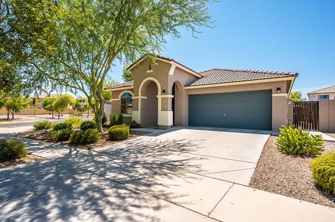 3615 S Weaver Cir E, Gilbert, AZ 85297 photo 1