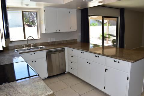 1611 E Candlestick Dr, Tempe, AZ 85283 photo 5