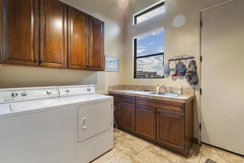 8451 E Regina Cir, Mesa, AZ 85207 photo 23