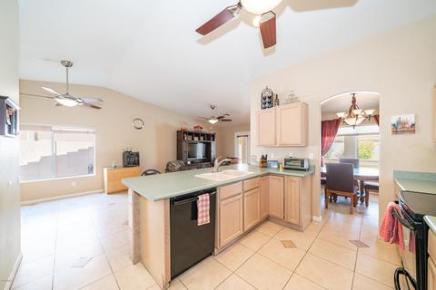 3320 E Wickieup Ln, Phoenix, AZ 85050 photo 25