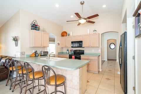 3320 E Wickieup Ln, Phoenix, AZ 85050 photo 26