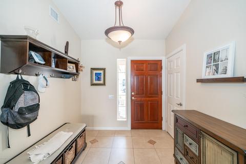 3320 E Wickieup Ln, Phoenix, AZ 85050 photo 22
