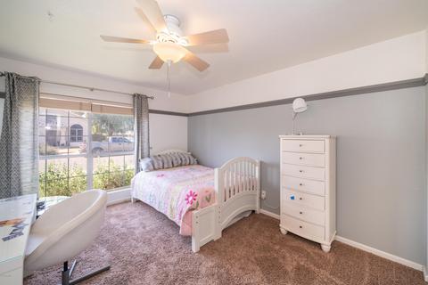 3320 E Wickieup Ln, Phoenix, AZ 85050 photo 13
