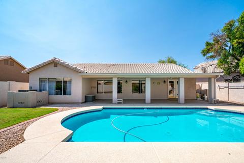 3320 E Wickieup Ln, Phoenix, AZ 85050 photo 32