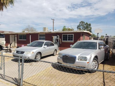 1902 E Lynne Ln, Phoenix, AZ 85042 photo 3