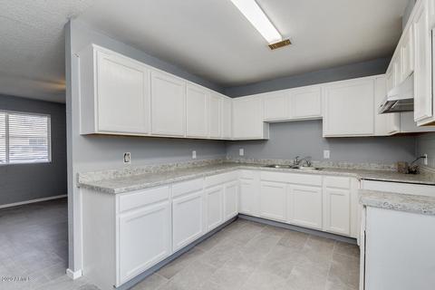 2526 E Atlanta Ave, Phoenix, AZ 85040 photo 5