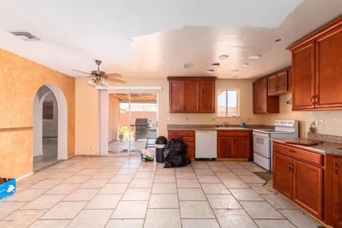 3643 E Beverly Ln, Phoenix, AZ 85032 photo 9