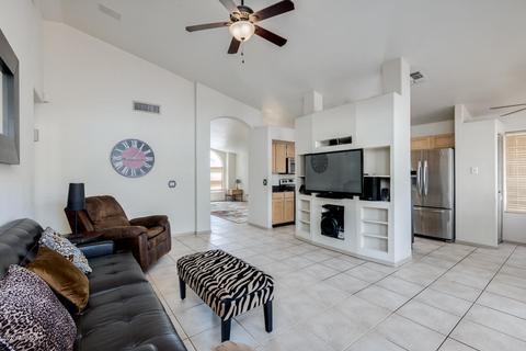 2232 E Smoke Tree Rd, Gilbert, AZ 85296 photo 9