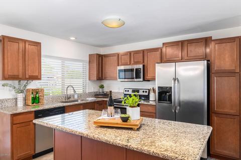 2446 E Aster Dr, Phoenix, AZ 85032 photo 3