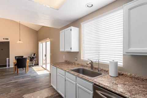 1227 E Topeka Dr, Phoenix, AZ 85024 photo 10