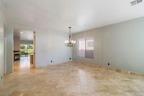 5010 E Robin Ln, Phoenix, AZ 85054 photo 4