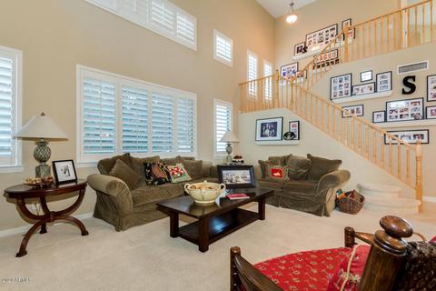 611 E Julian Dr, Gilbert, AZ 85295 photo 5