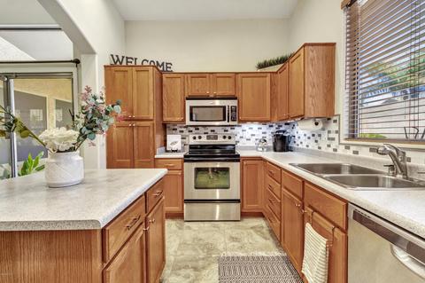 9112 E Hillview Cir, Mesa, AZ 85207 photo 11