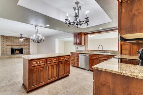 2716 E Cannon Dr, Phoenix, AZ 85028 photo 7