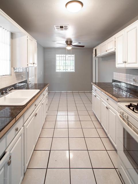 1334 N 36th Dr, Phoenix, AZ 85009 photo 7