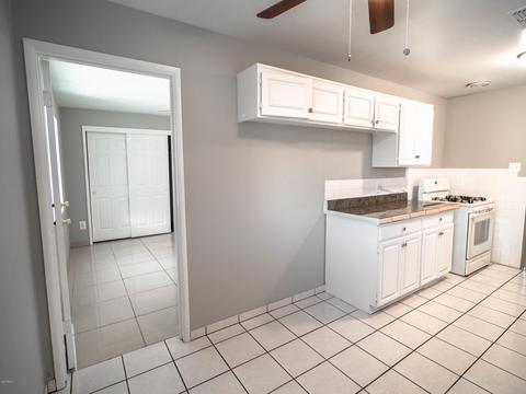 1334 N 36th Dr, Phoenix, AZ 85009 photo 9