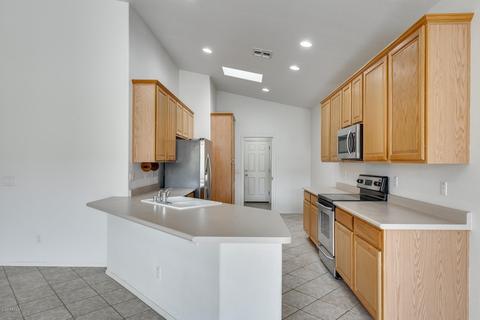 3309 E Fremont Rd, Phoenix, AZ 85042 photo 2