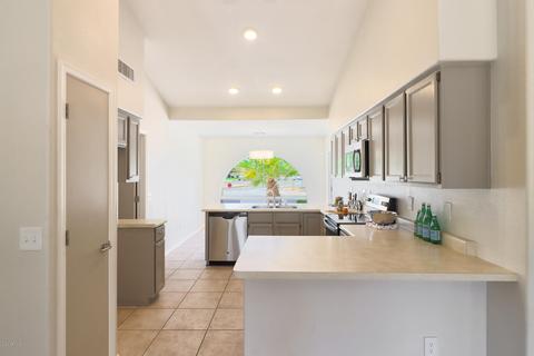1137 N Pheasant Dr, Gilbert, AZ 85234 photo 4