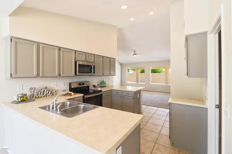 1137 N Pheasant Dr, Gilbert, AZ 85234 photo 8