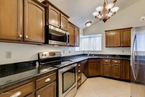 513 E Topeka Dr, Phoenix, AZ 85024 photo 4