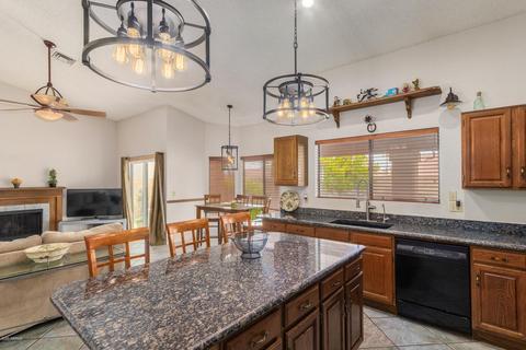 3707 E Lavender Ln, Phoenix, AZ 85044 photo 8