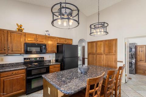 3707 E Lavender Ln, Phoenix, AZ 85044 photo 9