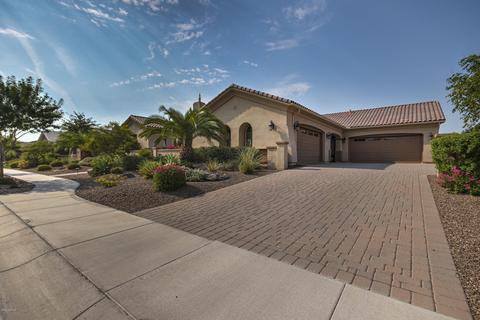 2112 E Aris Dr, Gilbert, AZ 85298 photo 3