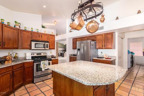 3202 E Dry Creek Rd, Phoenix, AZ 85044 photo 4
