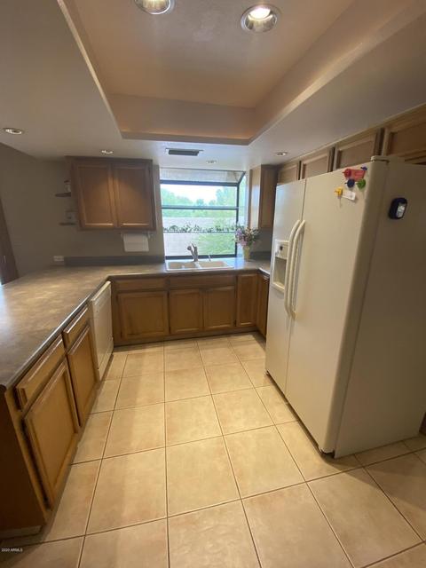 2530 E Shaw Butte Dr, Phoenix, AZ 85028 photo 8