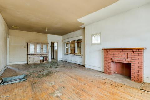 2142 W Monroe St, Phoenix, AZ 85009 photo 4
