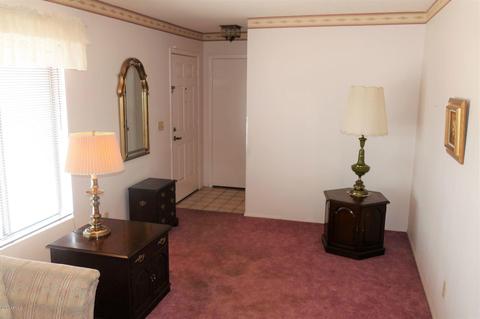 913 E Michigan Ave, Phoenix, AZ 85022 photo 4