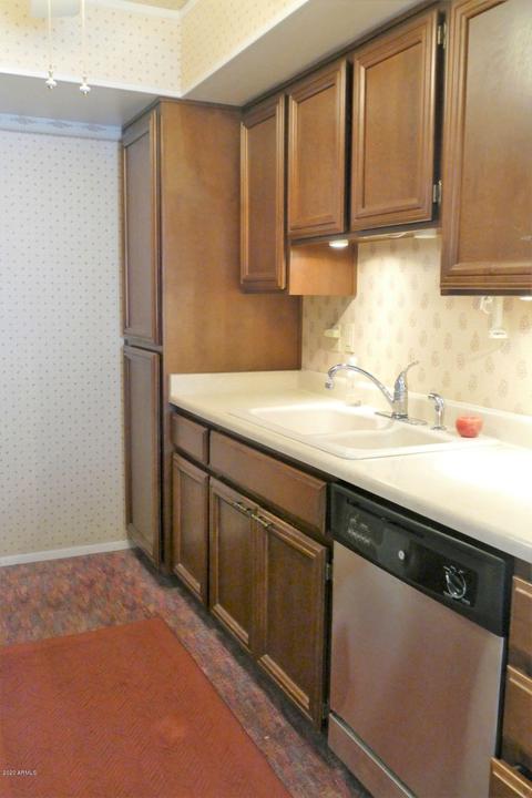 913 E Michigan Ave, Phoenix, AZ 85022 photo 10