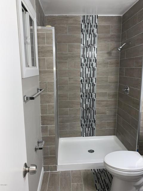 3116 N 80th Ln, Phoenix, AZ 85033 photo 11