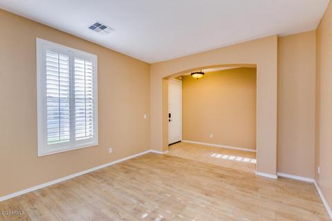 7417 S 25th Ln, Phoenix, AZ 85041 photo 6