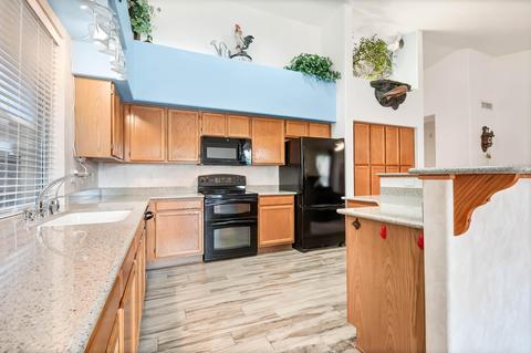 2208 E Beachcomber Dr, Gilbert, AZ 85234 photo 8
