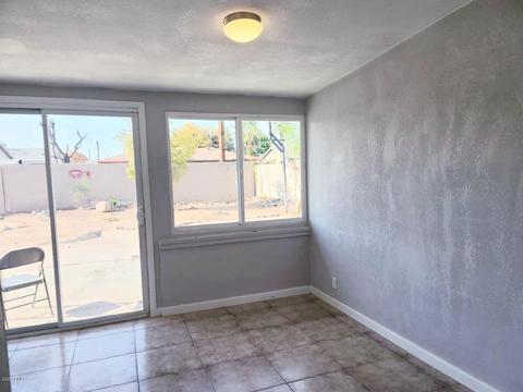 4640 W Mitchell Dr, Phoenix, AZ 85031 photo 7