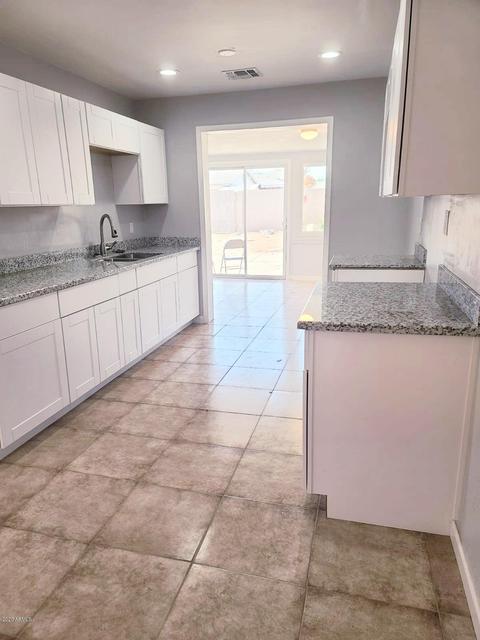 4640 W Mitchell Dr, Phoenix, AZ 85031 photo 5